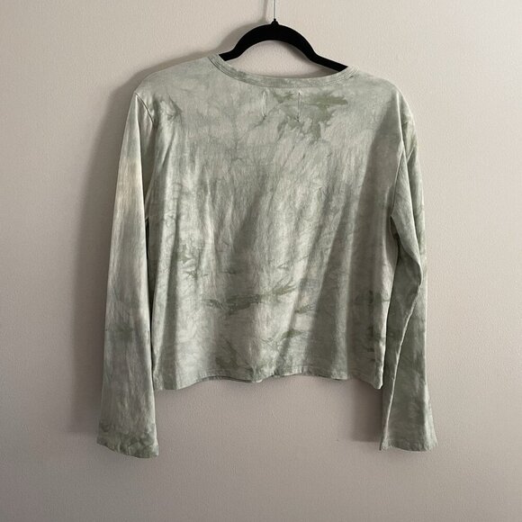 KITTENISH Babe Women M Sage Green Tie Dye Long Sleeve Cropped Graphic Tee - Picture 11 of 11